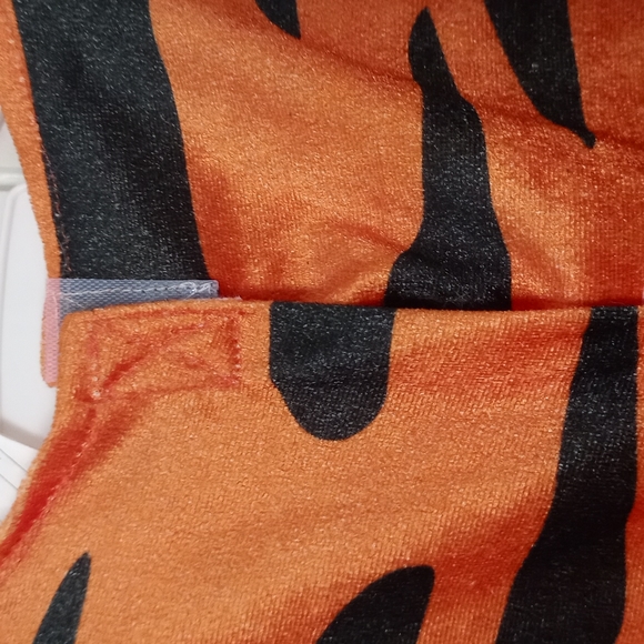 Tiger costume - Picture 3 of 4